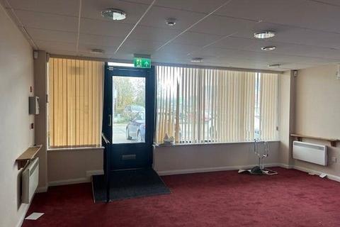 Retail property (high street) to rent, Brownlow Street Para Whitchurch SY13 1QW