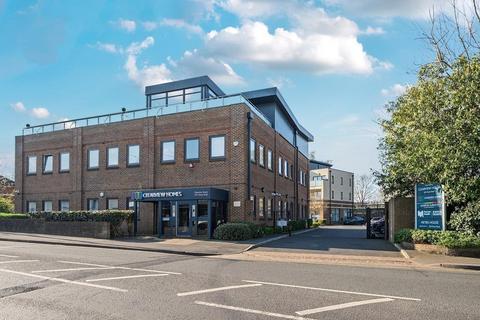 Office to rent, 201 Pinner Rd Northwood HA6 1BX
