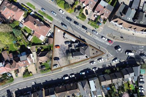 Pub for sale, 1A Rickmansworth Rd Pinner HA5 3TE