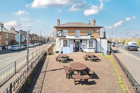 Pub for sale, 1A Rickmansworth Rd Pinner HA5 3TE