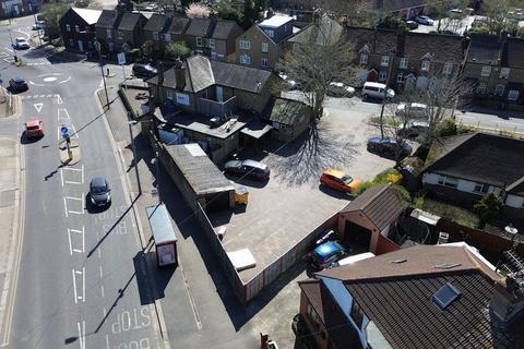 Pub for sale, 1A Rickmansworth Rd Pinner HA5 3TE
