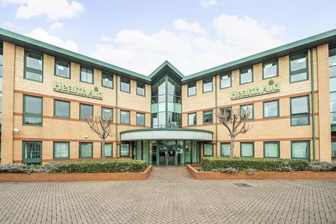 Warehouse to rent, Marlborough Hl Harrow HA1 1UD