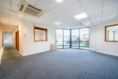 Warehouse to rent, Marlborough Hl Harrow HA1 1UD