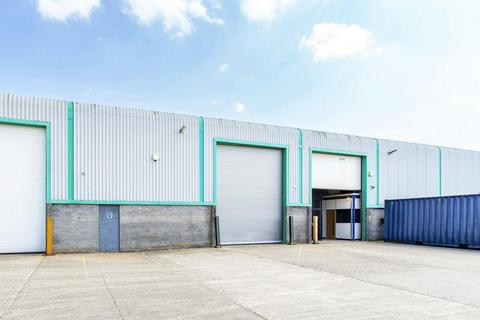 Warehouse to rent, Cyril Vokins Rd Newbury RG14 5XB