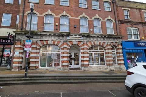 Office to rent, 71-72 North St Guildford GU1 4AW