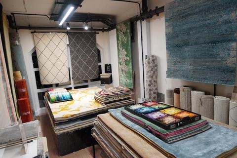 Office to rent, 71-72 North St Guildford GU1 4AW