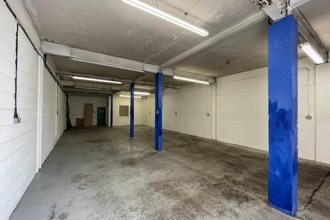 Warehouse to rent, Whieldon Rd Stoke On Trent ST4 4JP