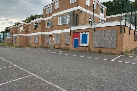 Office to rent, 36A Hurst Rd London E17 3BL