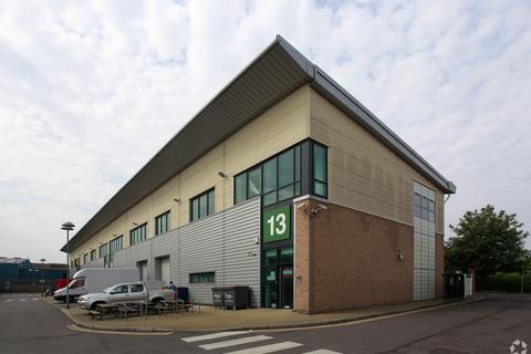 Industrial unit to rent, 43-47 Glengall Rd London SE15 6NJ