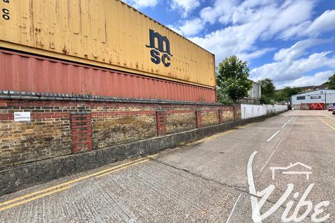 Warehouse to rent, 167 Hermitage Road London N4 1LZ