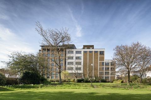 Office to rent, 15 Lots Rd London SW10 0QJ