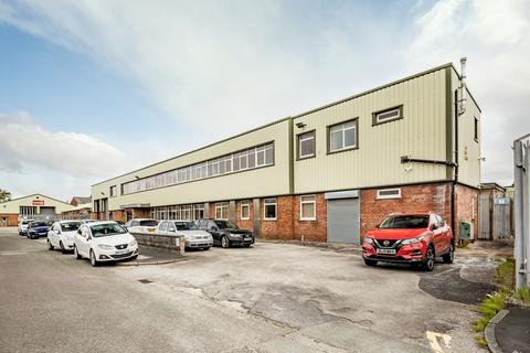 Warehouse to rent, 21-24 Slaidburn Crescent Southport PR9 9YF