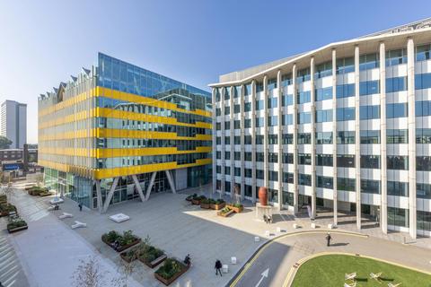 Office to rent, 11 Evesham St London W11 4AJ
