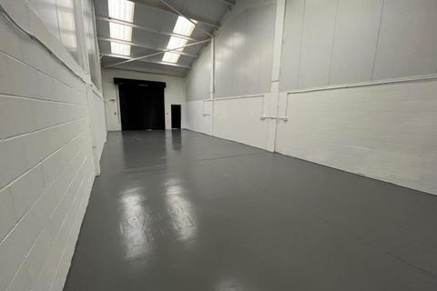 Warehouse to rent, Moorside Colchester CO1 2ZF