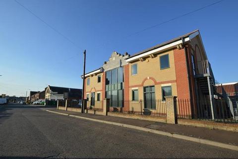 Office to rent, Station Rd Maldon CM9 4LQ