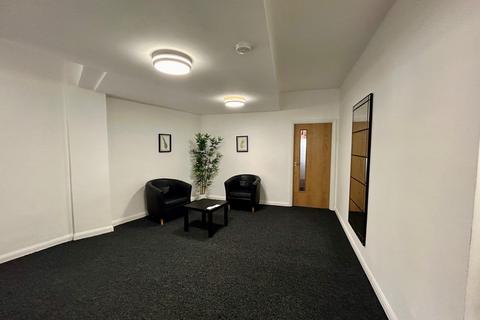Office to rent, 1-12 Alma St Luton LU1 2PU