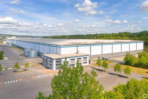 Distribution warehouse to rent, Europa Way Sheffield S9 1TQ