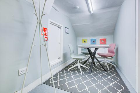 Office to rent, West Common Harpenden AL5 2JD