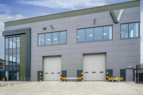 Distribution warehouse to rent, White Hart Ln London N17 7RP