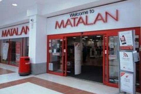 Retail property (high street) to rent, Kingsland High St London E8 2LX