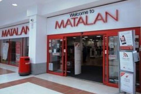 Retail property (high street) to rent, Kingsland High St London E8 2LX