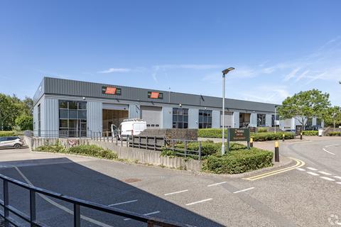Warehouse to rent, 1151-1156 Park Ave Almondsbury BS32 4TF