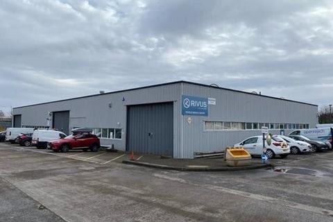 Warehouse to rent, Middleton Grv Leeds LS11 5TJ