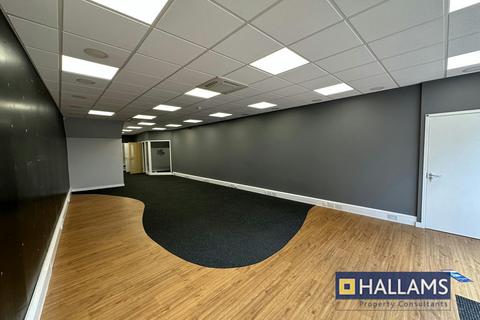 Retail property (high street) to rent, 34-36 Mill St Macclesfield SK11 6LT