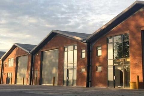 Warehouse to rent, Shefford Rd Birmingham B6 4PL