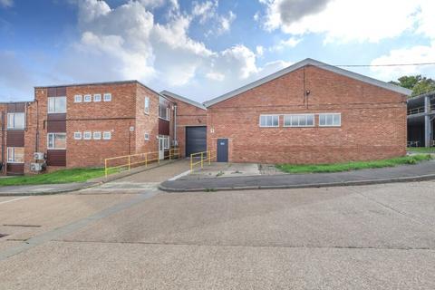 Warehouse to rent, Mace Ln Ashford TN24 8PE