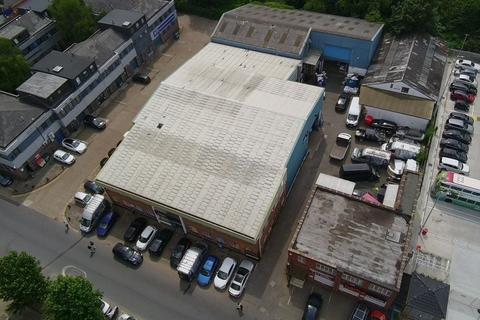 Industrial unit to rent, 30 Commerce Rd Brentford TW8 8LE