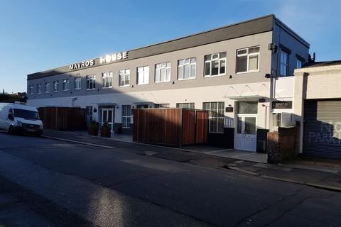 Warehouse to rent, Vale Rd London N4 1TF