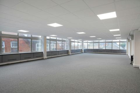 Office to rent, 30-31 Friar St Reading RG1 1DX