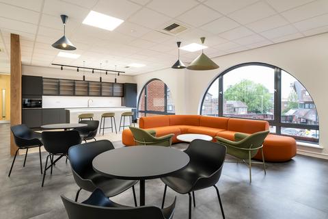 Office to rent, 3 Warwick Pl Uxbridge UB8 1PE