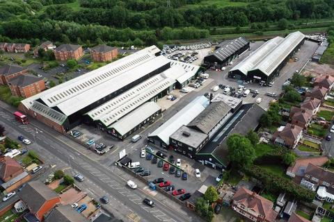 Warehouse to rent, Penketh Business Park Rd Warrington WA5 2TJ