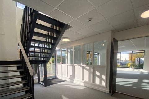 Industrial unit to rent, Gloucester Rd Staverton GL51 6TQ