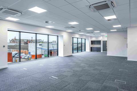 Warehouse to rent, Valor Park London N17 0XL