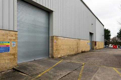 Warehouse to rent, Leafield Way Corsham SN13 9SW