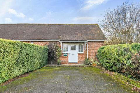 Office to rent, Castle End Reading RG10 9XQ