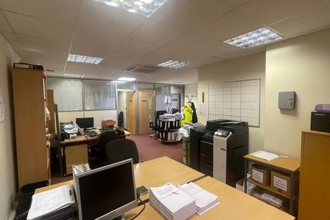 Office to rent, Corunna Rd Warwick CV34 5HQ