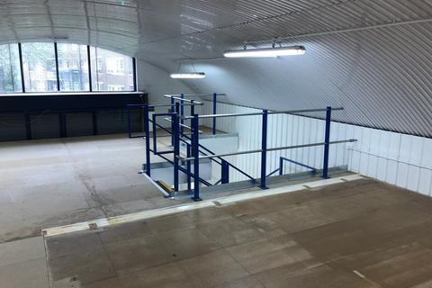 Industrial unit to rent, Pinchin St London E1 1SA