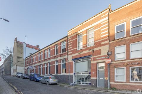 Office to rent, 25 Trenchard St Bristol BS1 5AN