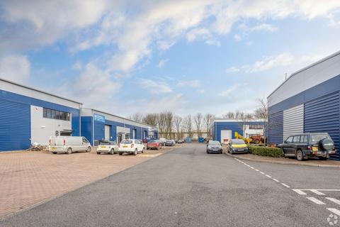 Warehouse to rent, The Quadrant Centre Quedgeley GL2 2AD