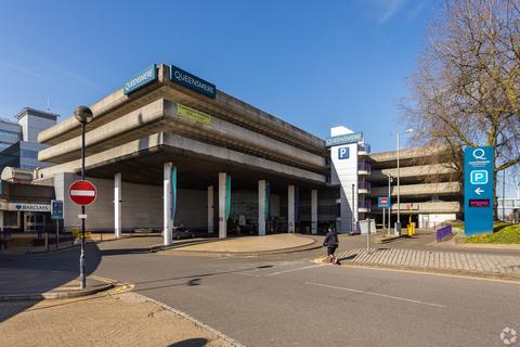 Property to rent, High St Slough SL1 1DG