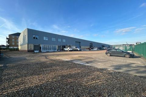 Warehouse to rent, Slade Green Rd Erith DA8 2JA