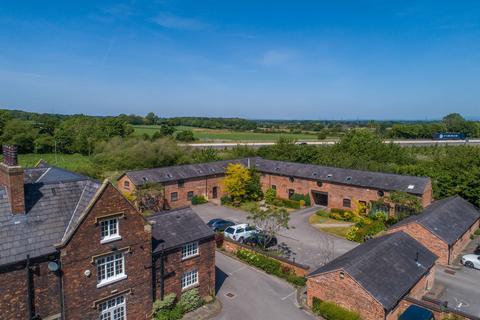 Property to rent, Cherry Tree Ln Altrincham WA14 3RZ