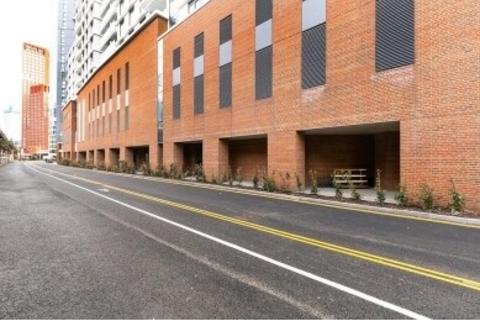 Office to rent, 13 Cellini St London SW8 2FQ