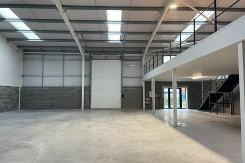 Warehouse to rent, Pixash Ln Keynsham BS31 1TP