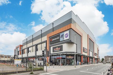 Retail property (high street) to rent, Dolphin Sq Weston Super Mare BS23 1TU