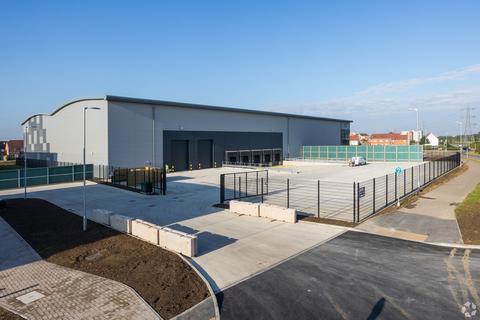 Warehouse to rent, Rennie Dr Dartford DA1 5